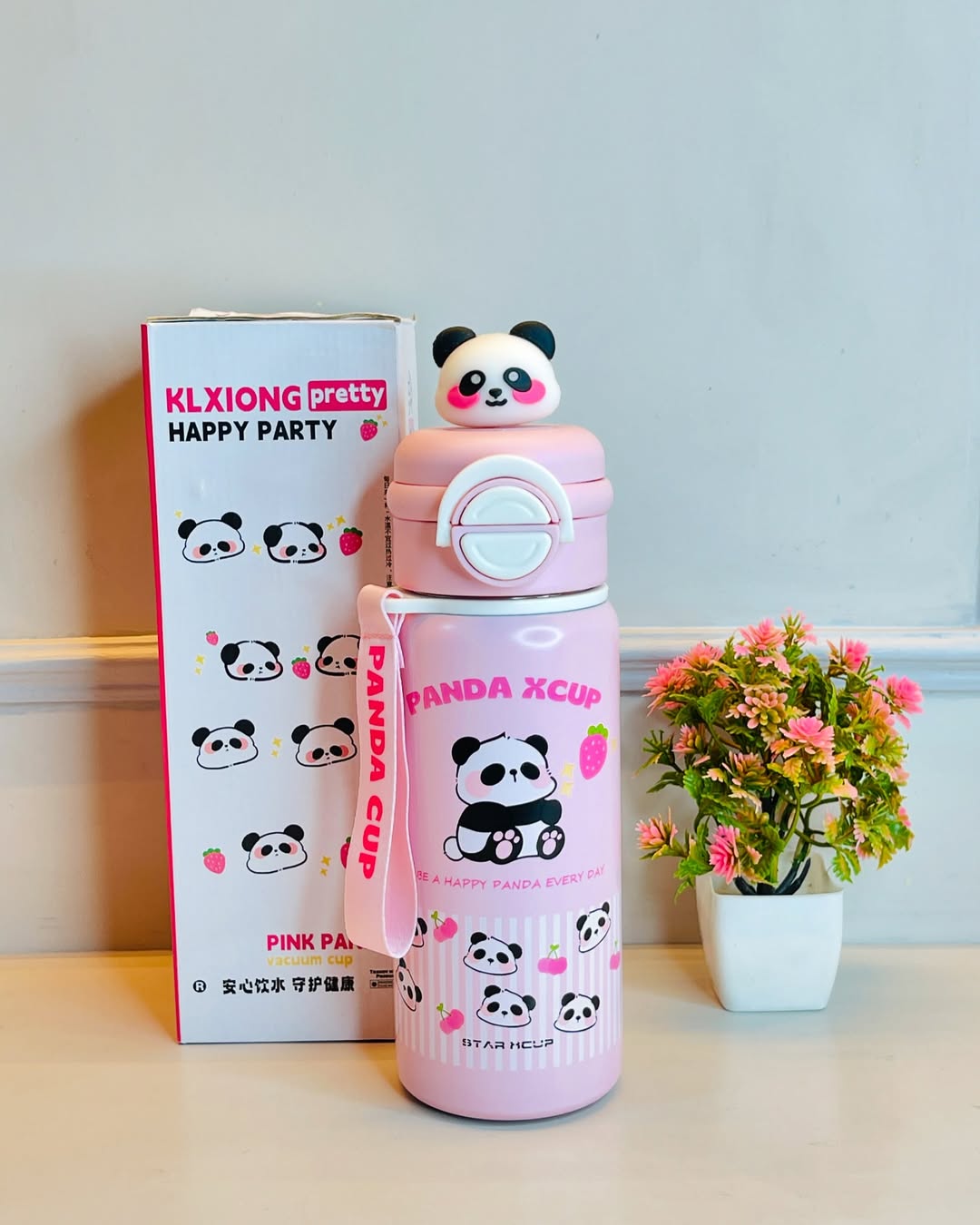 HOMIQUE Cute Panda Water Bottle with 3D Lid – 600ml Leakproof Kids Flask with Strap